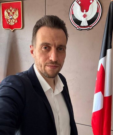 Георгий Бурлаков